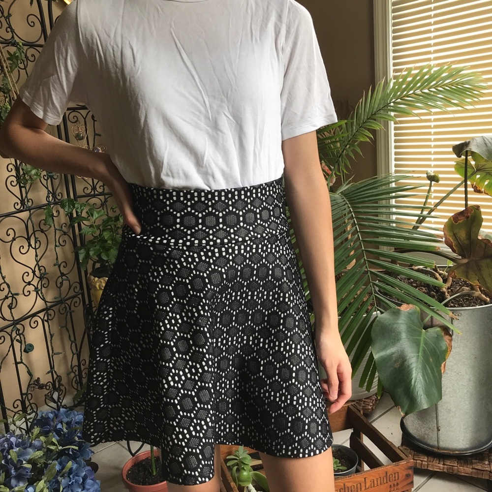 💛 PacSun skater skirt